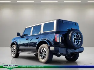 Ford Bronco 2024 4x4 Outer Banks 4dr SUV