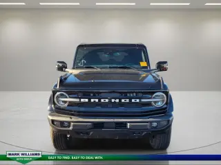 Ford Bronco 2024 4x4 Outer Banks 4dr SUV