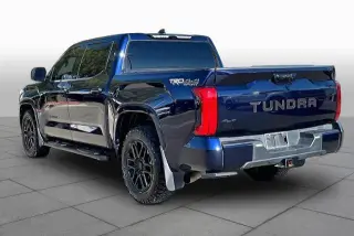 Toyota Tundra 2022 4x4 SR5 4dr CrewMax Cab Pickup SB