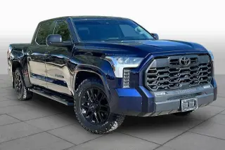 Toyota Tundra 2022 4x4 SR5 4dr CrewMax Cab Pickup SB