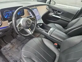 Mercedes-Benz EQE 2023 EQE 350+ 4dr Sedán