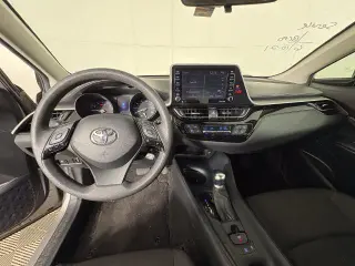 Toyota C-HR 2020 LE 4dr Crossover