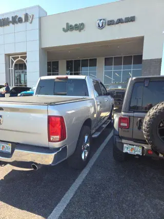 Ram 1500 2017 4x4 Big Horn 4dr Crew Cab 5.5 ft. SB Pickup