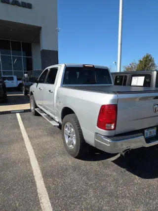 Ram 1500 2017 4x4 Big Horn 4dr Crew Cab 5.5 ft. SB Pickup