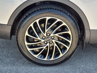 Lincoln Nautilus 2019 AWD Reserve 4dr SUV