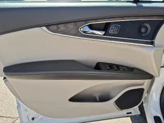 Lincoln Nautilus 2019 AWD Reserve 4dr SUV
