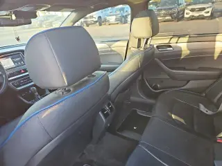 Hyundai SONATA 2018 Limited 2.0T+ 4dr Sedan (lanzamiento medio 2018)