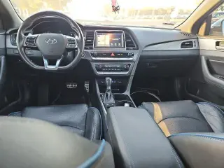 Hyundai SONATA 2018 Limited 2.0T+ 4dr Sedan (lanzamiento medio 2018)