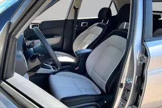 Hyundai VENUE 2026 SEL 4dr Crossover