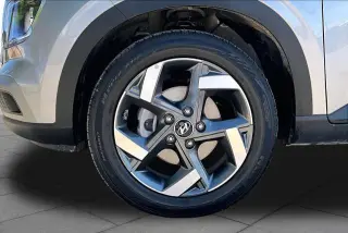 Hyundai VENUE 2026 SEL 4dr Crossover