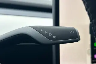 Tesla Model Y 2022 AWD Long Range 4dr Crossover