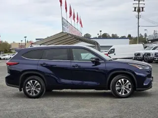 Toyota Highlander 2022 AWD XLE 4dr SUV