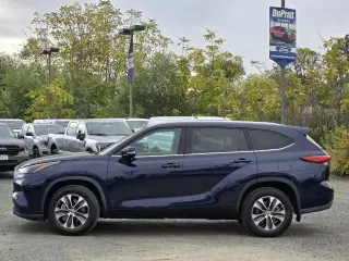 Toyota Highlander 2022 AWD XLE 4dr SUV