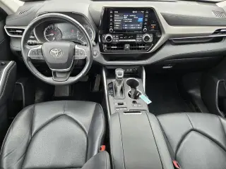 Toyota Highlander 2022 AWD XLE 4dr SUV