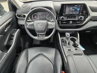 Toyota Highlander 2022 AWD XLE 4dr SUV