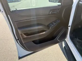 Chevrolet Tahoe 2019 4x4 LS 4dr SUV