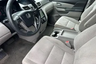 Honda Odyssey 2016 EX 4dr Mini-Van