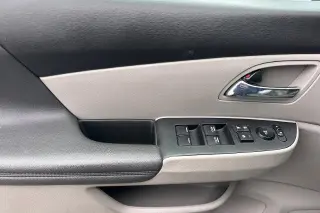 Honda Odyssey 2016 EX 4dr Mini-Van