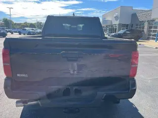 Toyota Tacoma 2026 4x4 TRD Off-Road 4dr Double Cab 5.0 ft SB 8A