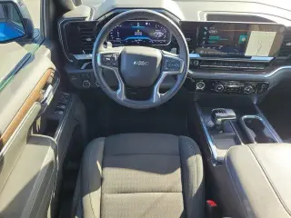 Chevrolet Silverado 1500 2023 4x4 LT Trail Boss 4dr Crew Cab 5.8 ft. SB