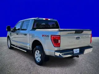 Ford F-150 2021 4x4 XL 4dr SuperCrew 5.5 ft. SB