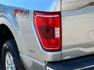 Ford F-150 2021 4x4 XL 4dr SuperCrew 5.5 ft. SB