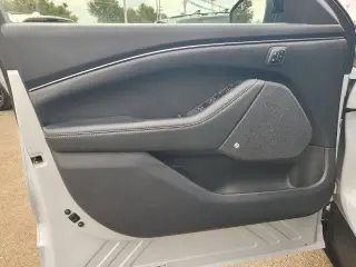 Ford Mustang Mach-E 2023 Premium 4dr SUV