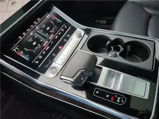 Audi Q8 2021 con tracción integral quattro Prestige 55 TFSI de 4 puertas SUV