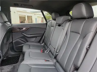 Audi Q8 2021 con tracción integral quattro Prestige 55 TFSI de 4 puertas SUV