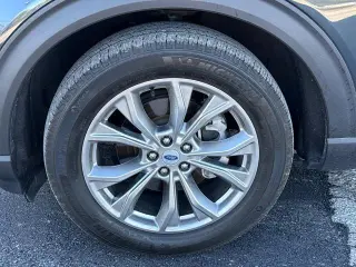 Ford Explorer 2023 AWD XLT 4dr SUV