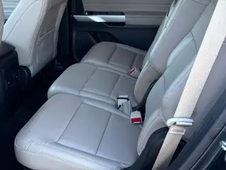 Ford Explorer 2023 AWD XLT 4dr SUV