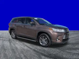 Toyota Highlander 2019 XLE 4DR SUV