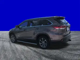 Toyota Highlander 2019 XLE 4DR SUV