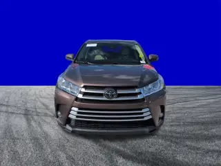 Toyota Highlander 2019 XLE 4DR SUV