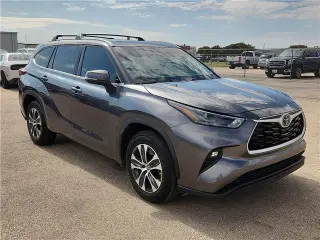 Toyota Highlander 2023 L 4dr SUV