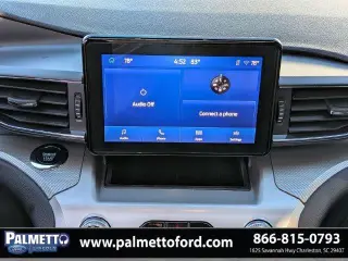 Ford Explorer 2022 con tracción en las cuatro ruedas XLT 4dr SUV