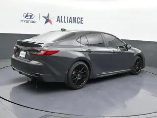 Toyota Camry 2026 SE 4dr Sedán