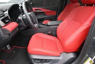 Toyota Camry 2026 SE 4dr Sedán