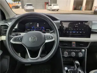 Volkswagen Taos 2025 S 4dr SUV