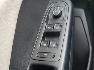 Volkswagen Taos 2025 S 4dr SUV
