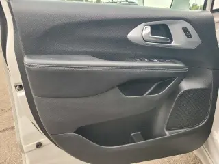 Chrysler Pacifica 2020 Touring L 4dr Mini-Van