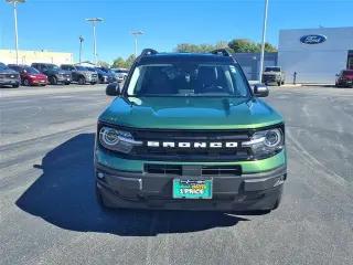 Ford Bronco Sport 2024 con transmisión automática a las cuatro ruedas Outer Banks 4dr SUV