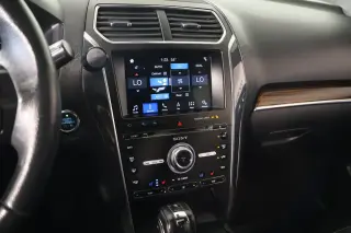 Ford Explorer 2018 AWD Limited 4dr SUV