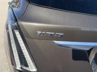 Cadillac XT5 2019 Luxury SUV 4 puertas