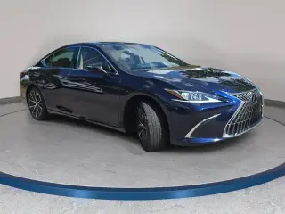 Lexus ES 350 2025 4dr Sedán