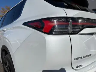 2025 Mitsubishi Outlander SE 2.5 S-AWC