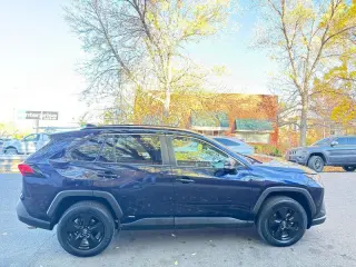 2020 Toyota RAV4 Hybrid XLE