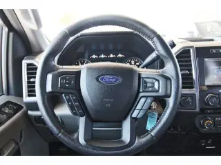 Ford F-150 2015 4x4 Platinum 4dr SuperCrew 5.5 ft. SB