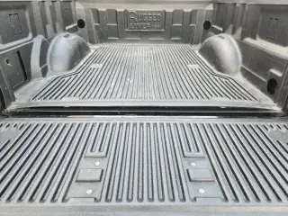 Ford F-150 2025 4x4 XLT 4dr SuperCrew 5.5 ft. SB