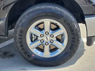 Ford F-150 2025 4x4 XLT 4dr SuperCrew 5.5 ft. SB